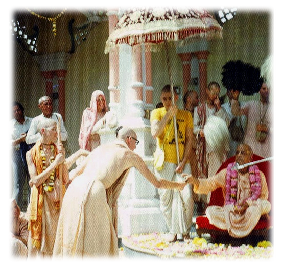 (Foto: Iniciación de Su Santidad Guru-prasad Swami)